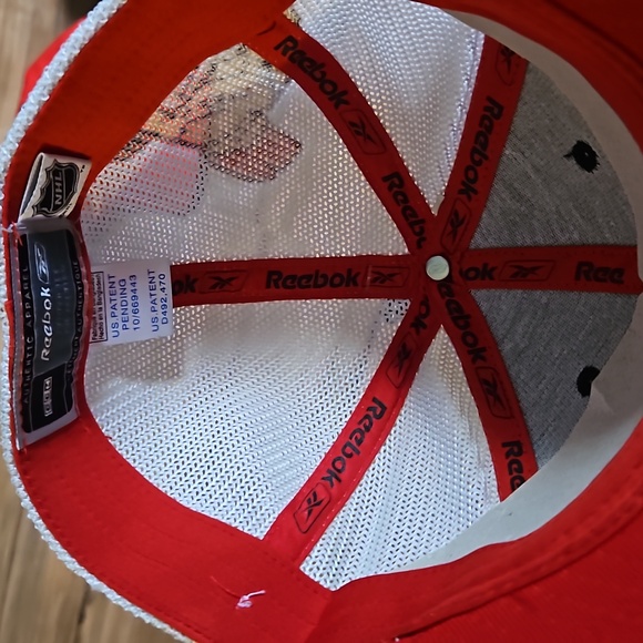 Nhl nwt Ottawa senators authentic cap - Picture 4 of 5